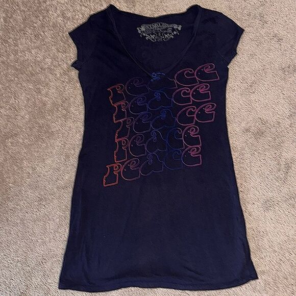 Gap Peace Tee Shirt! - Picture 5 of 7